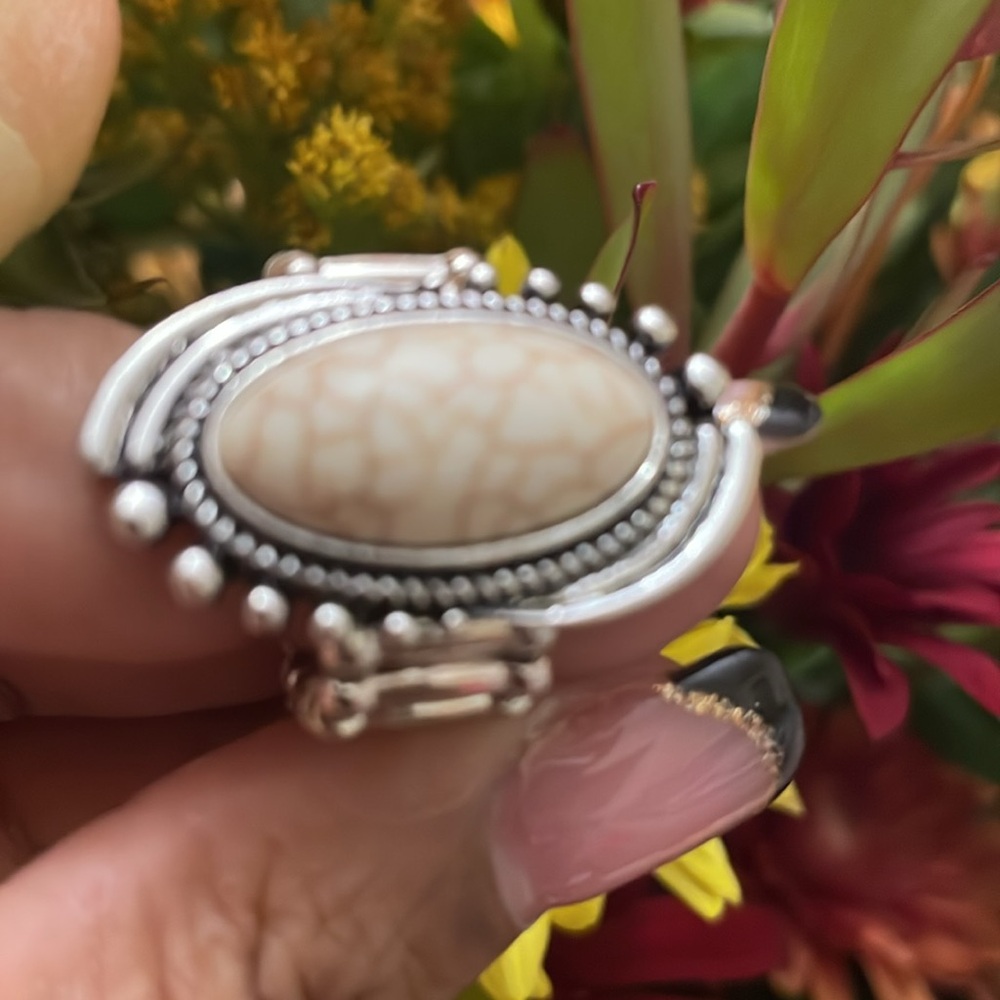Stone Mountains Fashion Jewelry Ring